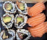 Wasabi Mini Tokyo Salmon Set